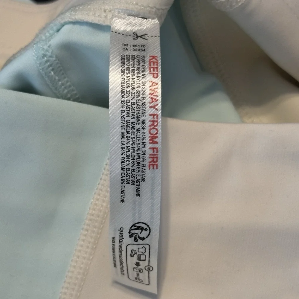 FP Movement Find Your Way Colorblock Leggings Eggnog/Salt Water‎  Sz M